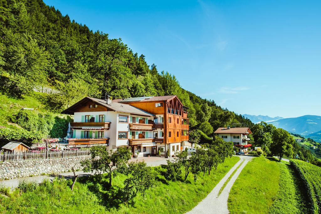 Gasthof Hotel Woehrmaurer Velturno Esterno foto